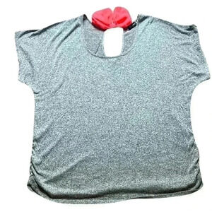 2x cute summer Bow back top!!